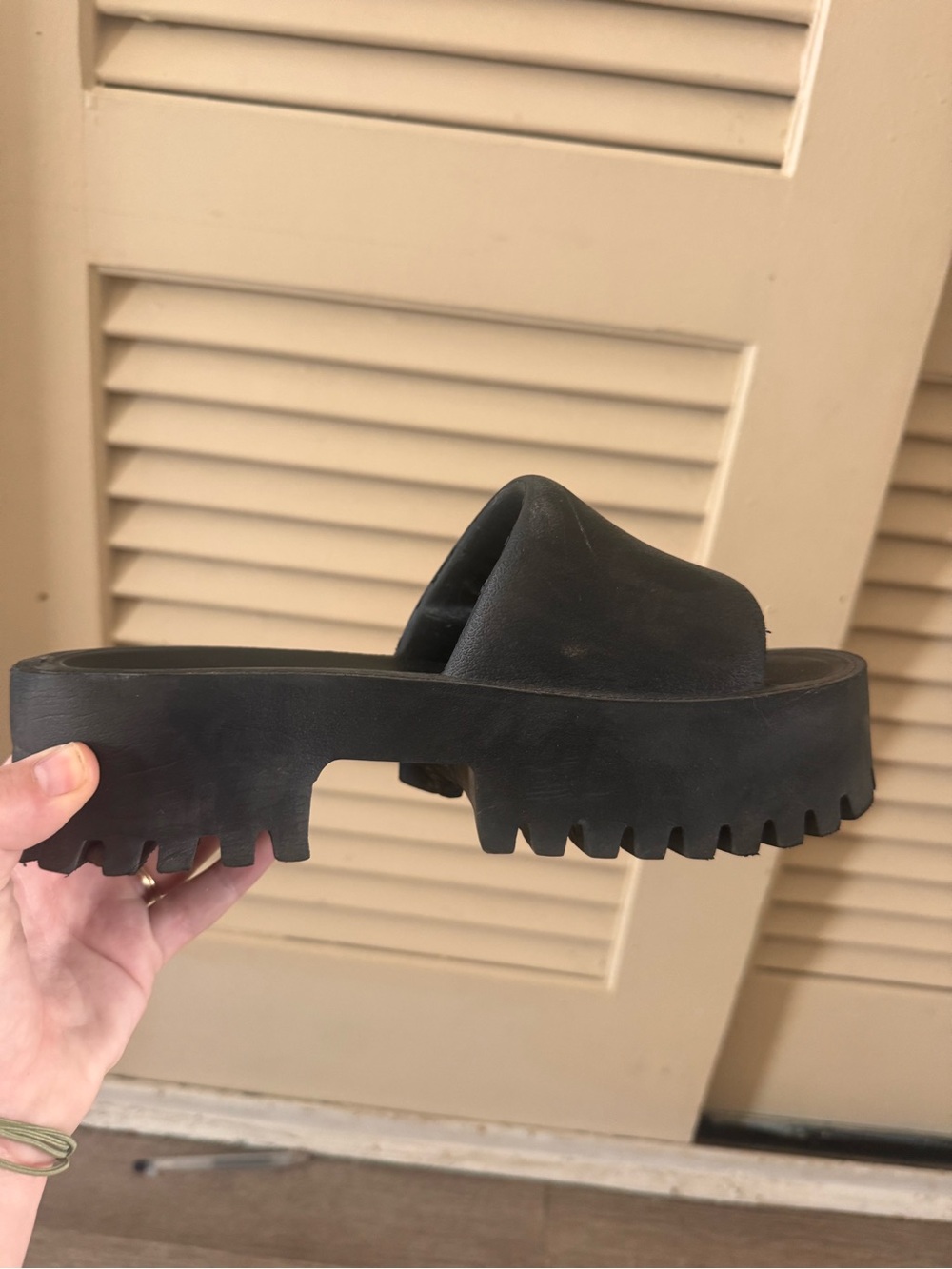 Jeffrey Campbell Black Chunky Platform Slide Mules - 9